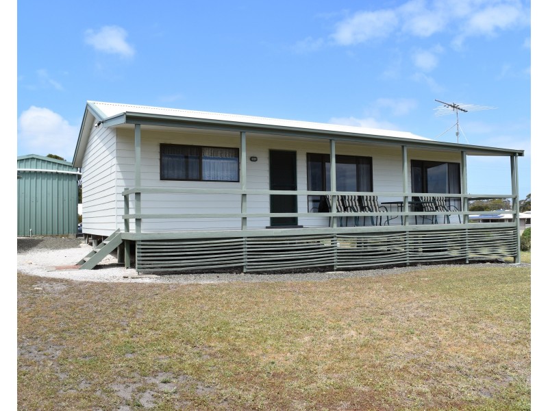 9 Leander Avenue, Baudin Beach SA 5222