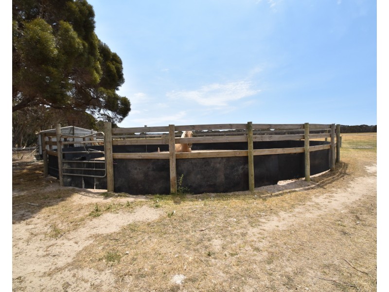 274 Gum Creek Road, Cygnet River SA 5223