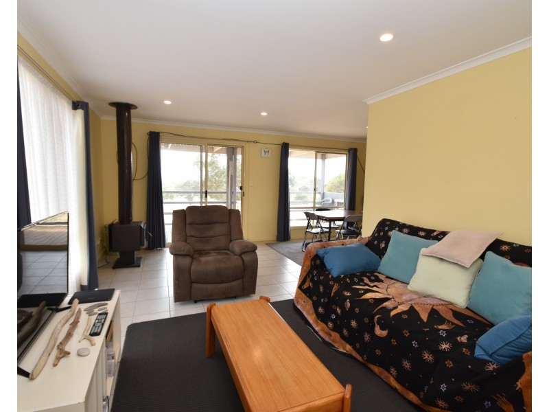 7 Freycinet Way, Penneshaw SA 5222