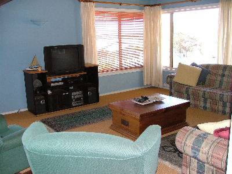 20 Hawthorn Ave, Emu Bay SA 5223