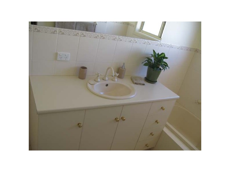 25 Harrys Point Road, Port Hughes SA 5558