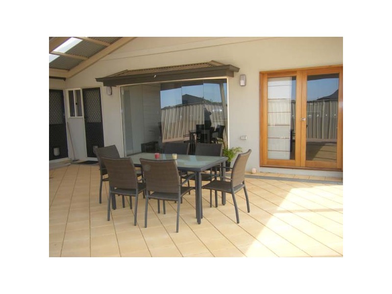 13 Hazel Street, Moonta Bay SA 5558