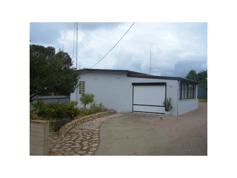 21 Snell Avenue, Port Hughes SA 5558
