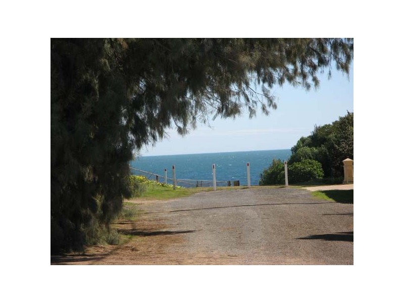 22 Trelawney Street, Moonta Bay SA 5558