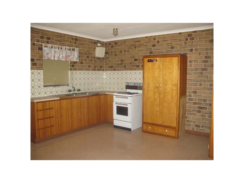 6 Rossiters Road, Moonta Bay SA 5558