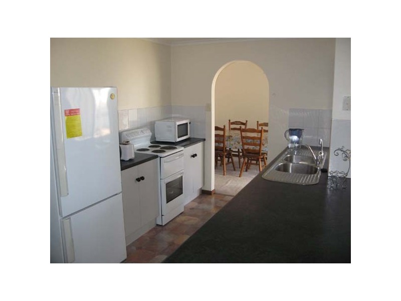 25 Victoria Street, Moonta Bay SA 5558