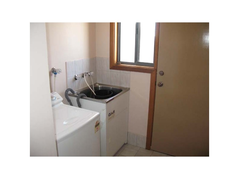 25 Victoria Street, Moonta Bay SA 5558