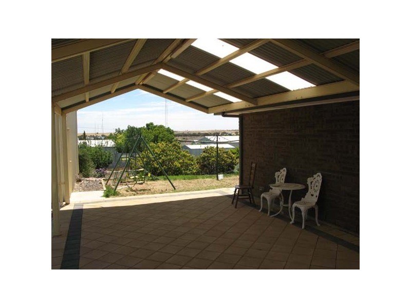 25 Victoria Street, Moonta Bay SA 5558