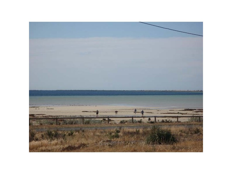 4a Cambridge Street, Moonta Bay SA 5558