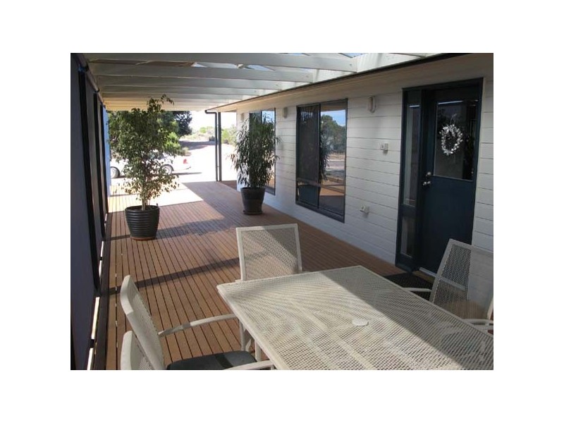 4a Cambridge Street, Moonta Bay SA 5558