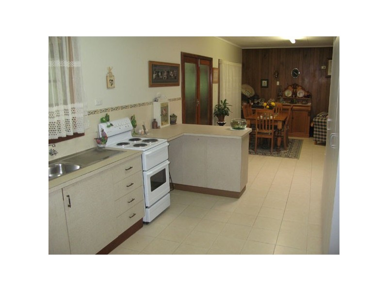 10 First Street, Moonta SA 5558