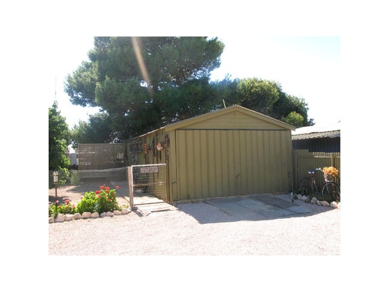 10 First Street, Moonta SA 5558