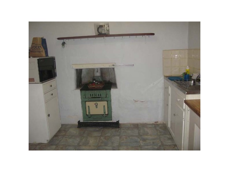 753 Verco Street, Moonta Mines SA 5558