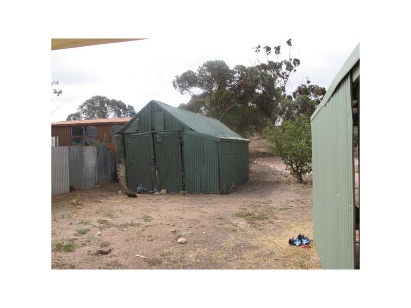 753 Verco Street, Moonta Mines SA 5558