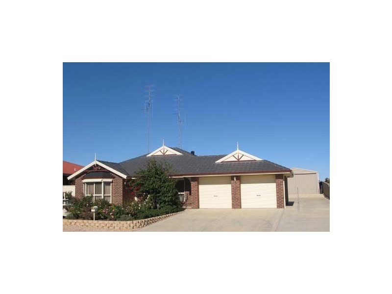 38 Highview Grove, Moonta Bay SA 5558