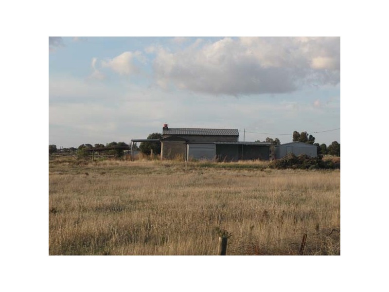 Sec 1145 Cnr North Terrace and Haylock Road, Moonta SA 5558