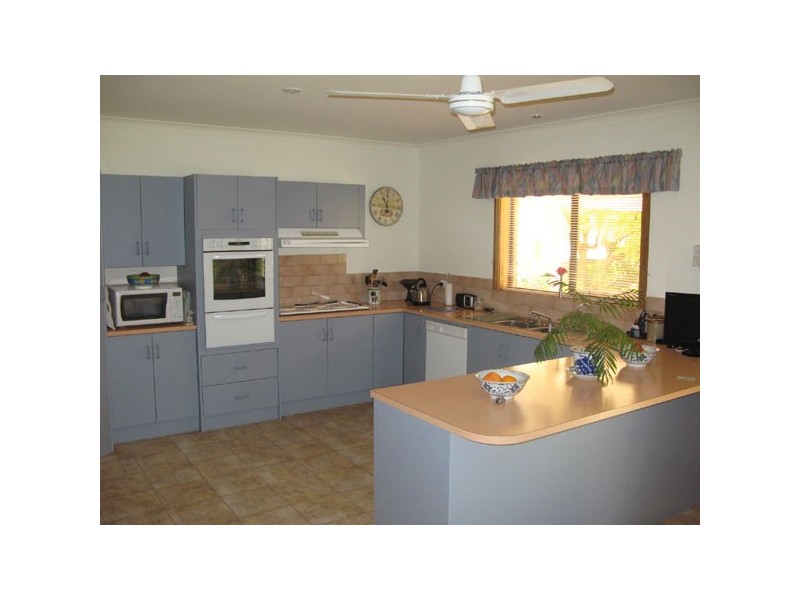8 Highview Grove, Moonta Bay SA 5558