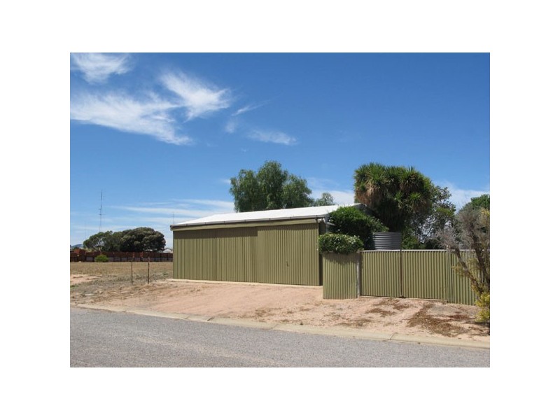 8 Highview Grove, Moonta Bay SA 5558