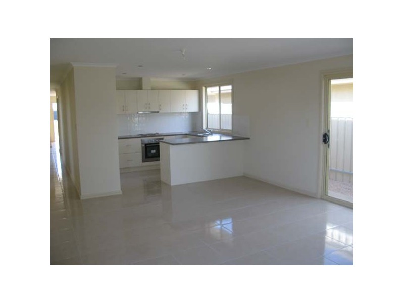 12 Fuss Street, Moonta Bay SA 5558