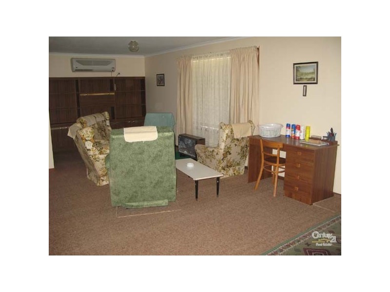 19 Cambridge Street, Moonta Bay SA 5558