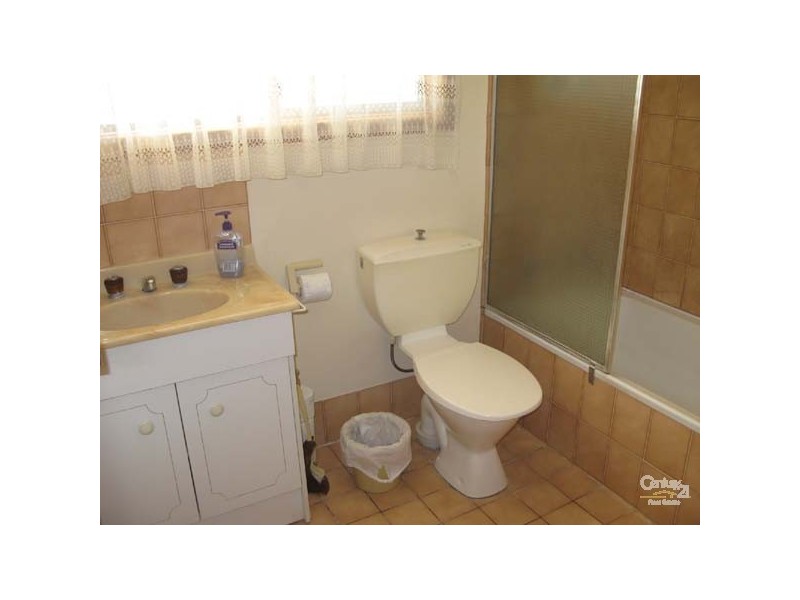 19 Cambridge Street, Moonta Bay SA 5558