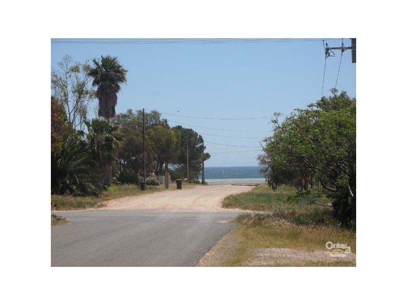 17 Monmouth Street, Moonta Bay SA 5558