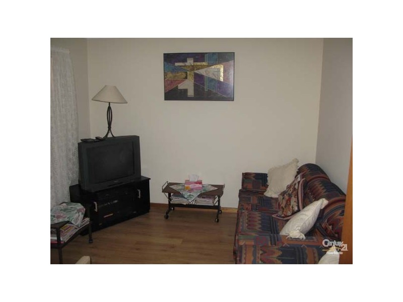 17 Monmouth Street, Moonta Bay SA 5558
