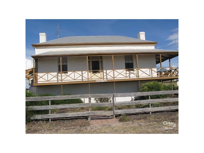 2 Herbert Street, Moonta Bay SA 5558