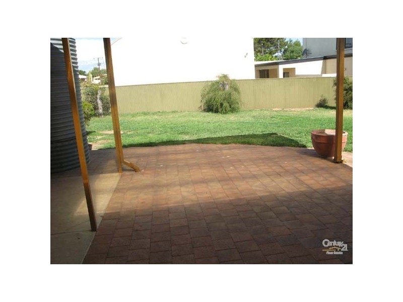 2 Herbert Street, Moonta Bay SA 5558