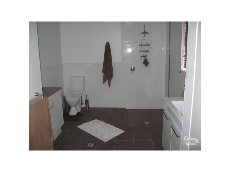 1 Andrew Street, Moonta Bay SA 5558