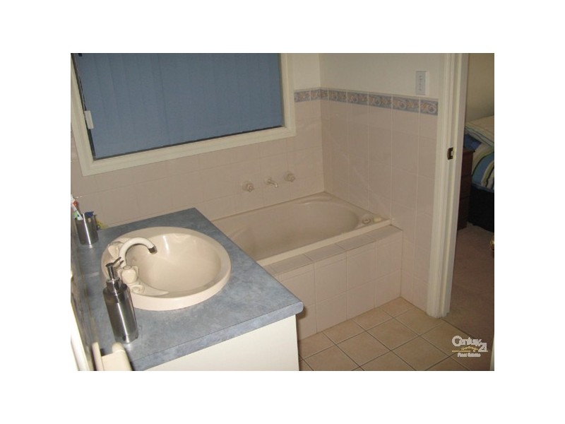 1 Andrew Street, Moonta Bay SA 5558