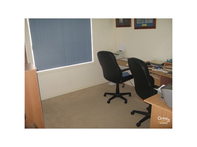 1 Andrew Street, Moonta Bay SA 5558