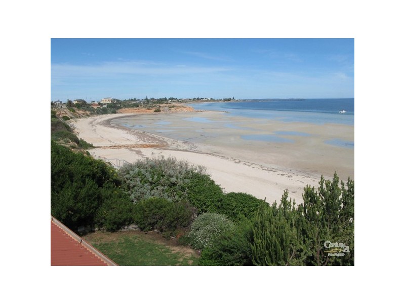 2 Queen Place, Moonta Bay SA 5558