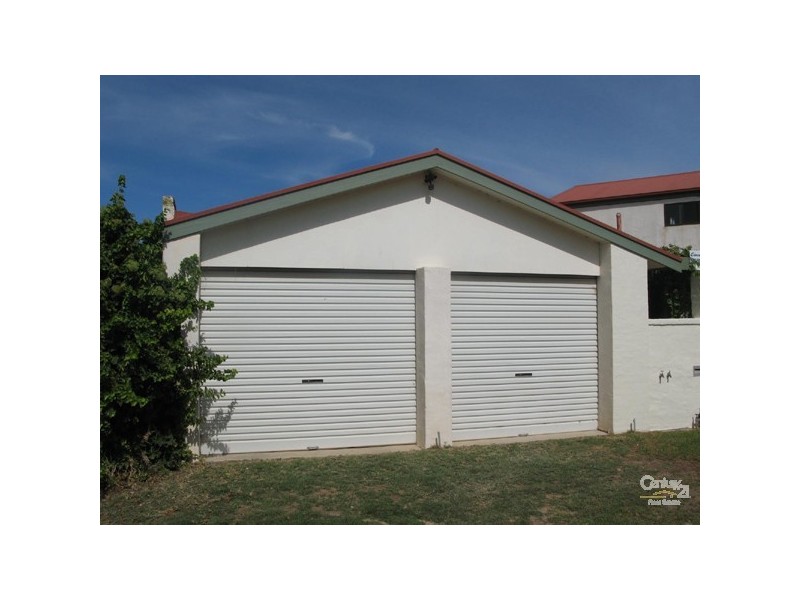 2 Queen Place, Moonta Bay SA 5558