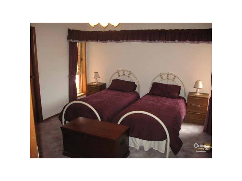 3 Kemp Place, Moonta Bay SA 5558