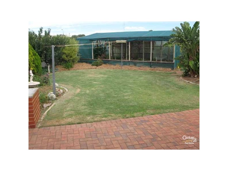 3 Kemp Place, Moonta Bay SA 5558