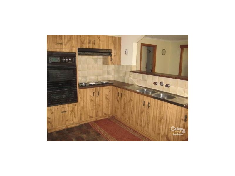16 Third Street, Bute SA 5560
