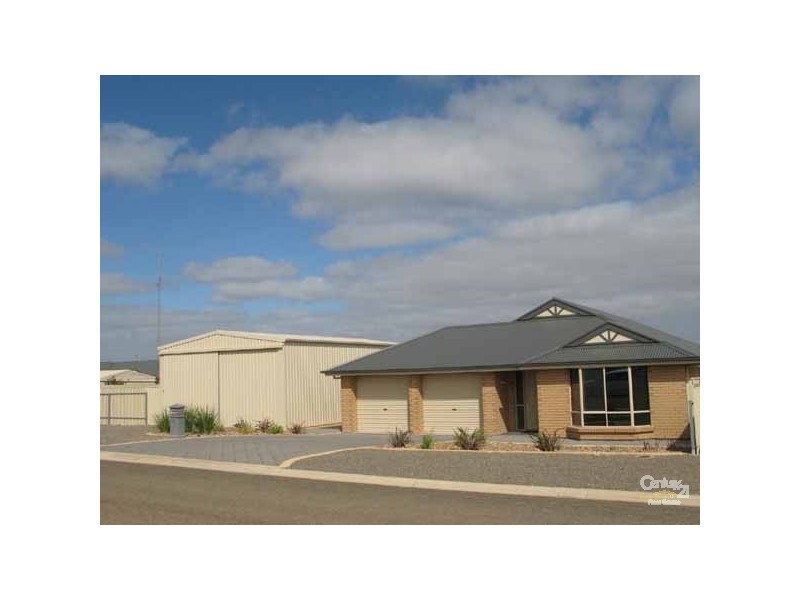 37 Stocker Street, Moonta Bay SA 5558