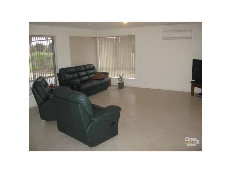 37 Stocker Street, Moonta Bay SA 5558