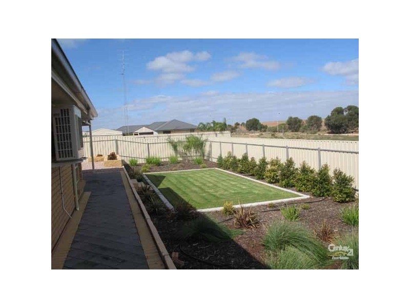 37 Stocker Street, Moonta Bay SA 5558