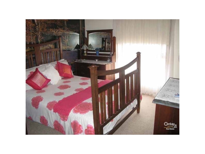 20 Trelawney Street, Moonta Bay SA 5558