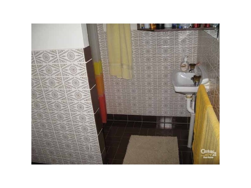 20 Trelawney Street, Moonta Bay SA 5558