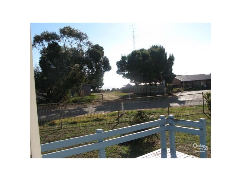 6 Tossell Street, Moonta Bay SA 5558