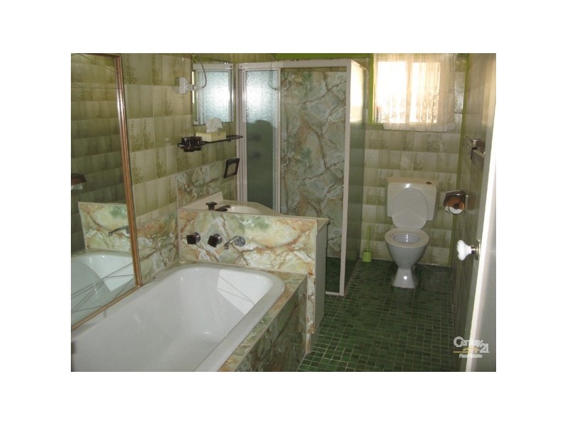 15 Trelawney Street, Moonta Bay SA 5558