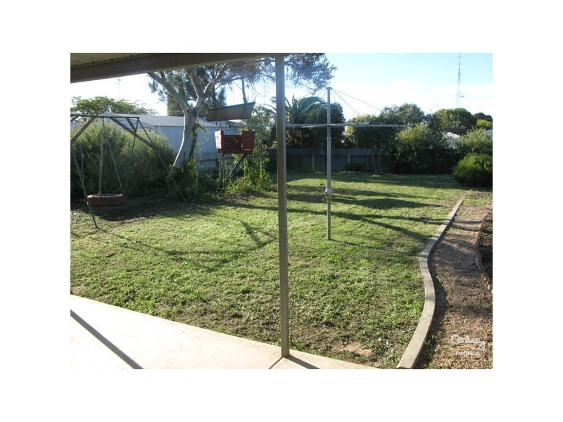 24 Bayview Drive, Moonta Bay SA 5558