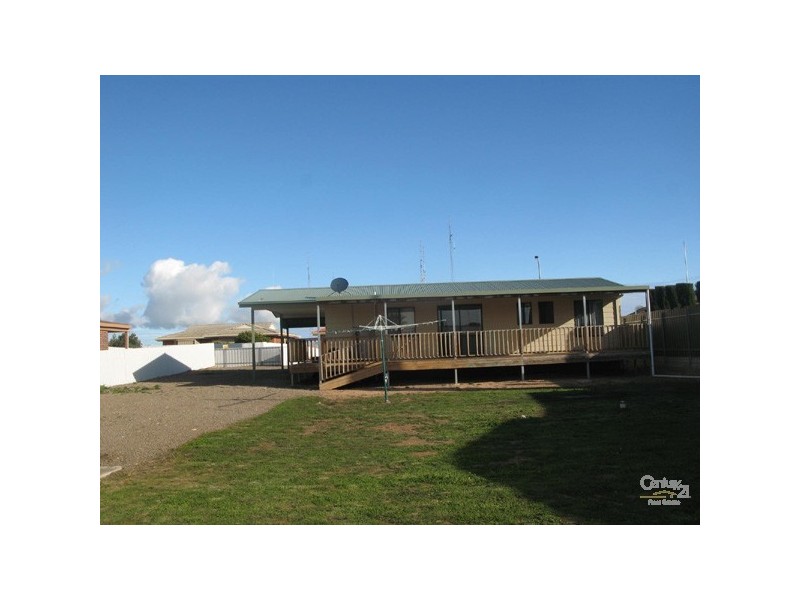 3 Learmond Cr, Moonta Bay SA 5558