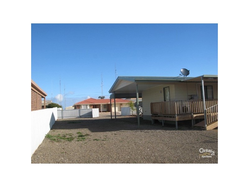 3 Learmond Cr, Moonta Bay SA 5558