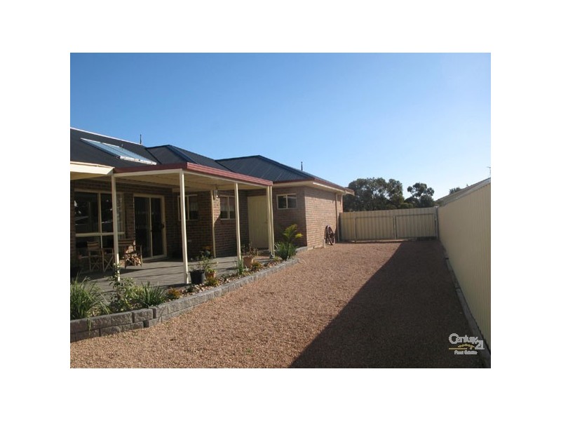 1 Challa Court, Moonta Bay SA 5558