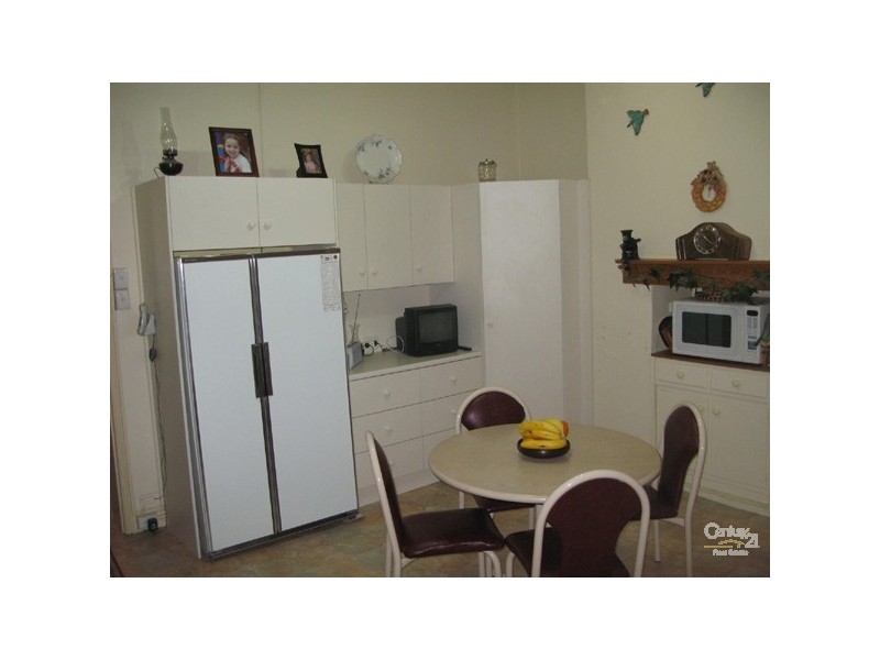 39 Robert Street, Moonta SA 5558