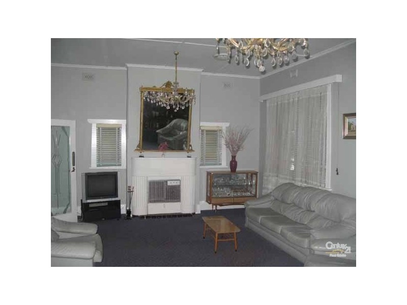 37 Robert Street, Moonta SA 5558